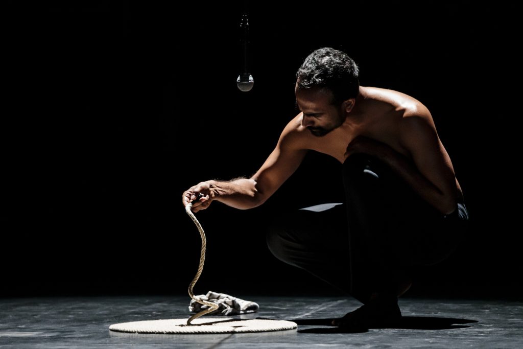 Danses indiennes, contemporaines et hip-hop par Advaïta L Cie