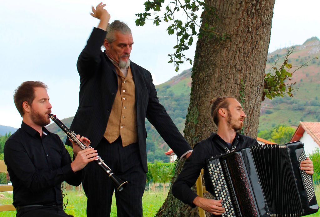 Roman-concert L'homme qui plantait des arbres